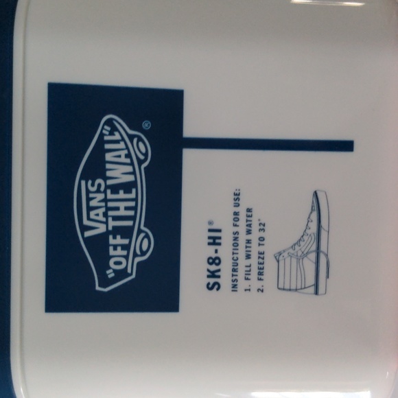 Vans Off The Wall Ice Cube Mold - Picture 9 of 9